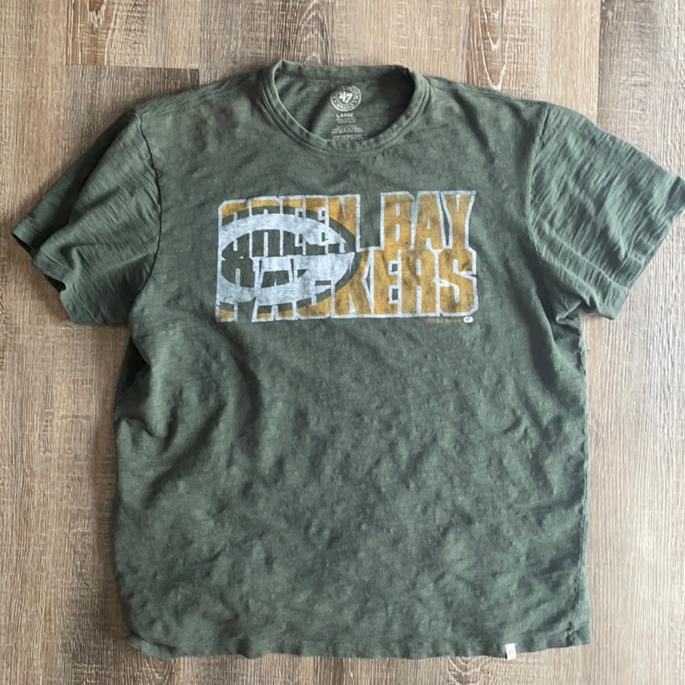 Large Green Bay Packers t-shirt.